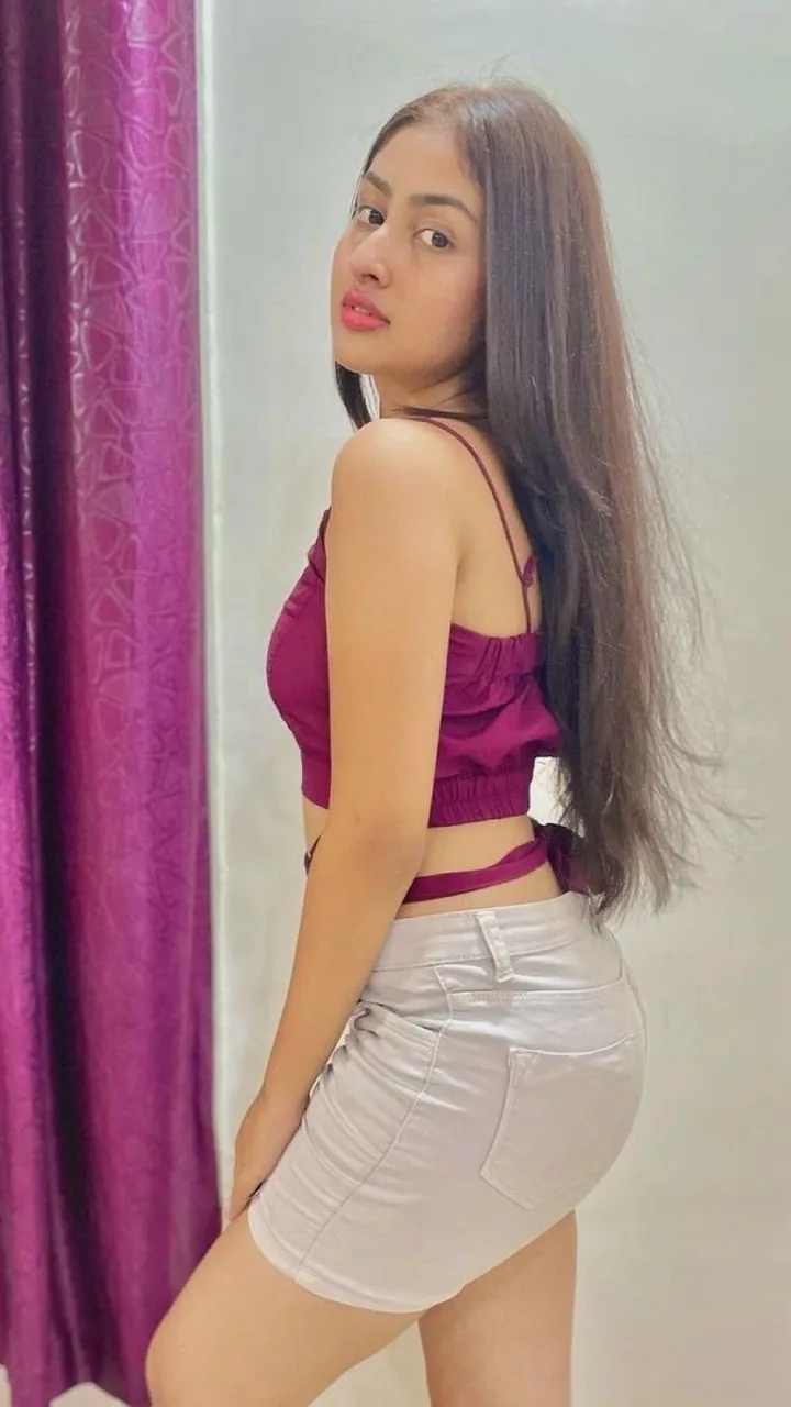 Simran roy profile preview linked with Marathahalli, Bangalore